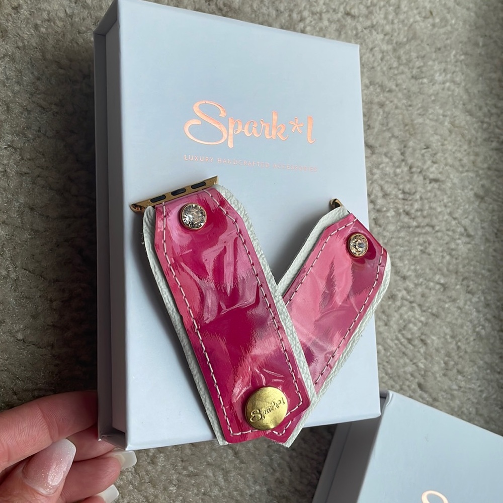 Sparklband Apple Watch Louise Vuitton Pink Size XXS/XS